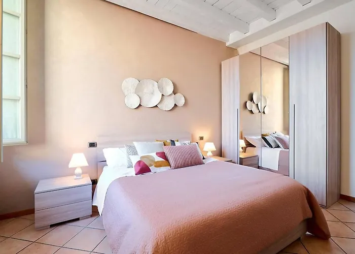 Domus Dea Alta Apartment *