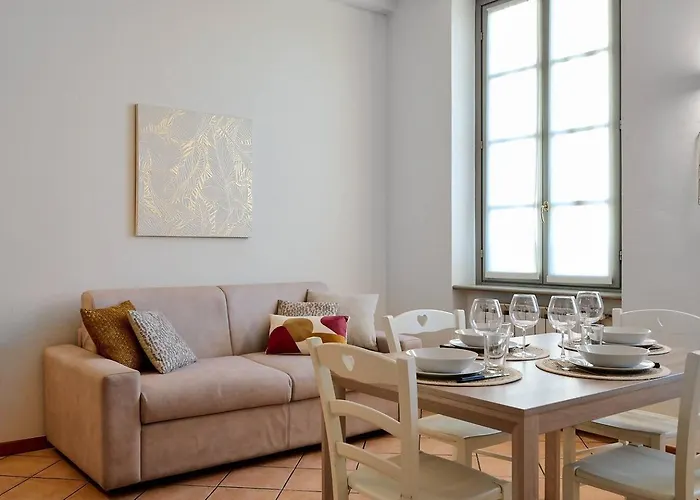 Domus Dea Alta Apartment *